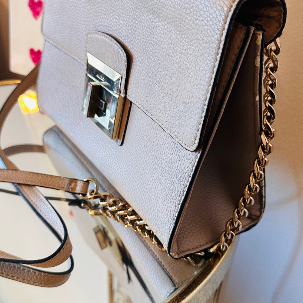 Highlight Handbag - Picture 6 of 9